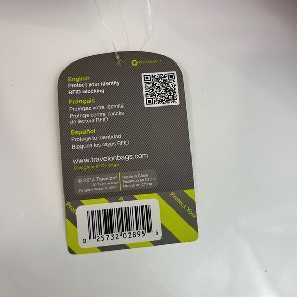 Travelon Anti-theft Quilted Crossbody bag with Matching Wallet - Picture 14 of 16